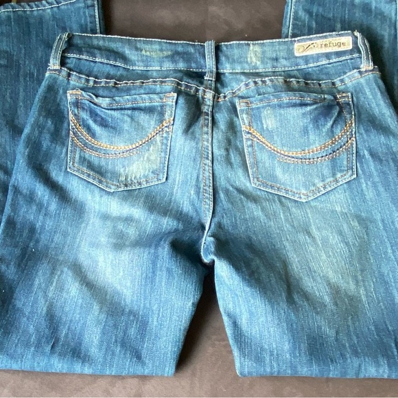 Refuge Flirty Everyday Skinny Jeans - Picture 4 of 7